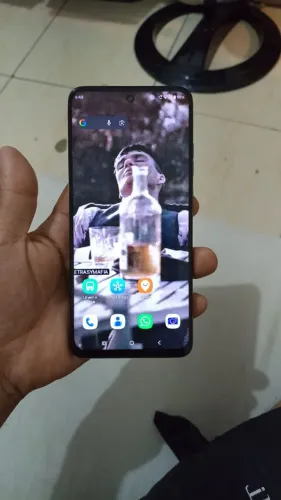 Vendo celular Motorola 17 256gB um mês de uso