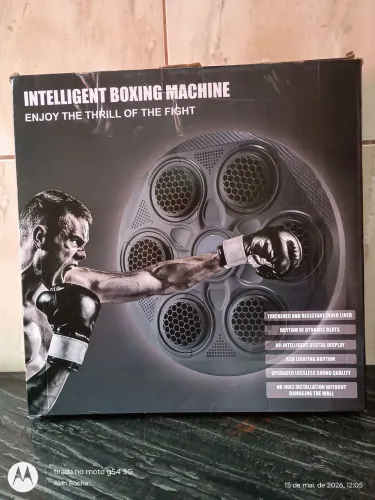 Intelligent boxing machine