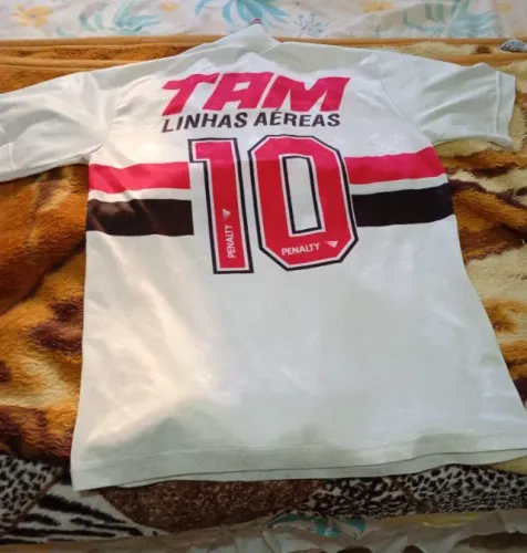 Camisa do São Paulo FC relíquia  tamanho M adulto e uma infantil 