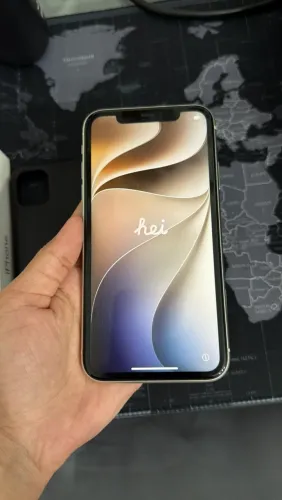 iPhone 11