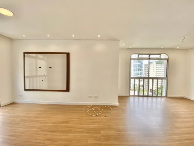 Apartamento para Locação na Pitangueiras no Guarujá | QVista Inteligência Imobiliária Guar