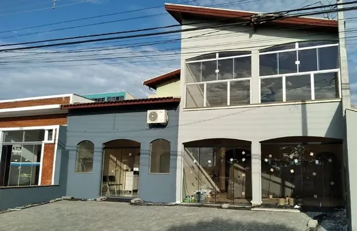 Sobrado Residencial ou Comercial, 15 de Novembro - Artur Nogueira