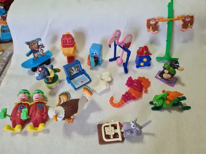 Brinquedos kinder diversos anos 90