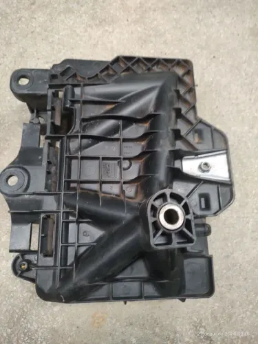 caixa de bateria VW Fox 