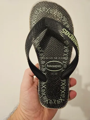 Havaianas em excelente estado