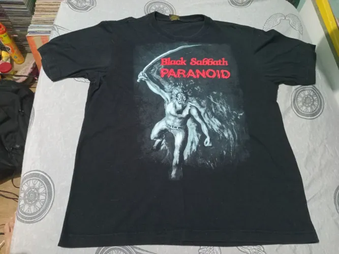 Camisa Black Sabbath/Paranoid/Camiseta/Tamanho G/Unissex