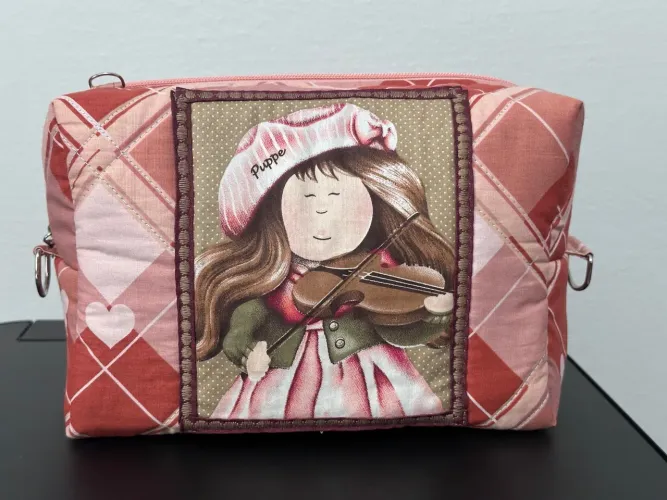 Bolsa Box Menininha Violino Rosa e Marrom