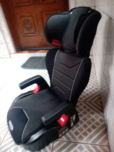 Cadeirinha para carro Burigoto - Suporta até 36kg novo