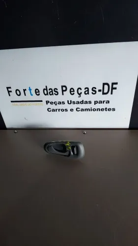 Maçaneta Interna Traseira Direita Da L200 2004/12