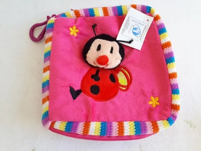 Porta Cd/ Dvd De Pelúcia Infantil Joaninha Rosa