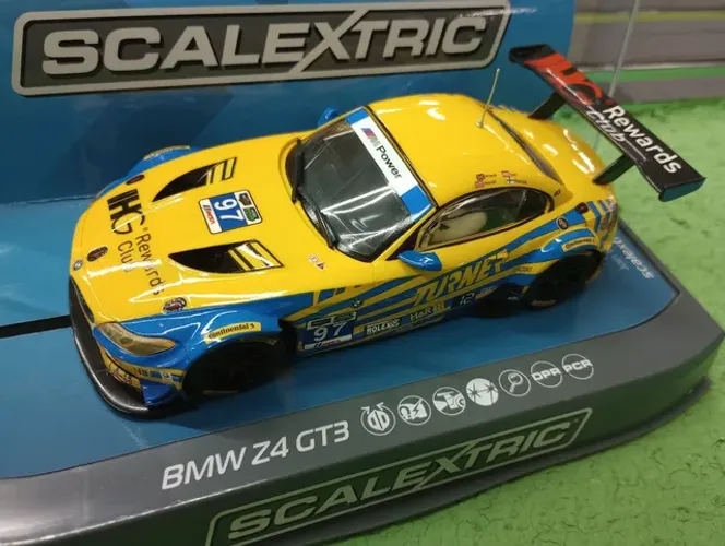 Carro de autorama BMW Z4 Gt3 Scalextric