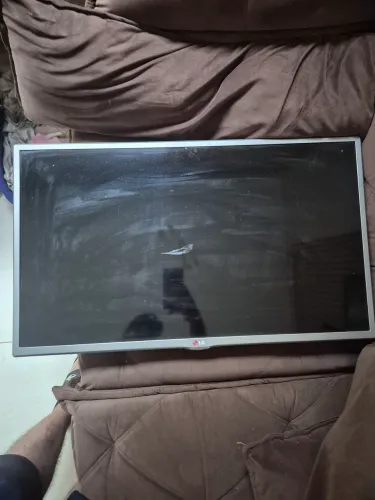 TV LG 32 NÃO E SMART