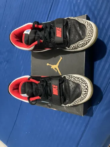 Tênis Jordan Legacy 312 Black Cement