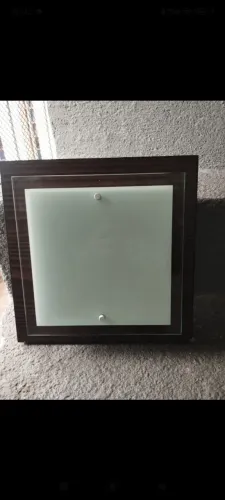 plafon quadrado 27x27 em vidro com borda marrom   