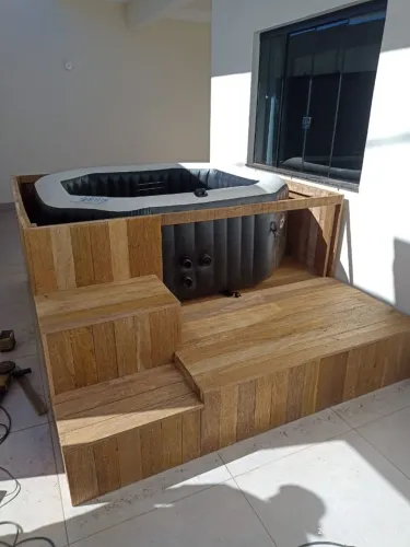 Deck de madeira para Ofurô ou Banheira