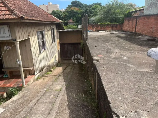 TERRENO NA BOM JESUS