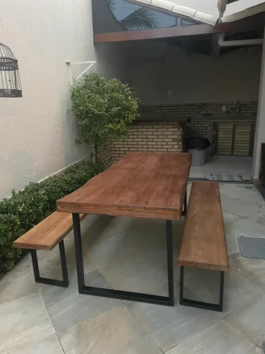 Mesa rústica