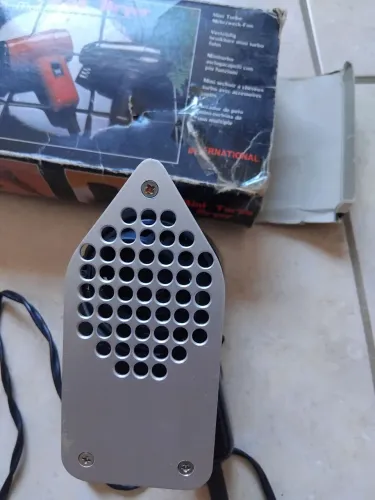 Secador de Cabelo Mini Turbo com ferro de passar