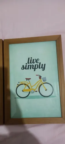 Quadro Decorativo 'Live Simply' com Bicicleta Amarela