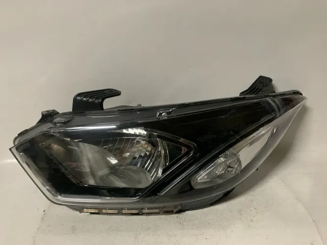 Farol Onix Led lado esquerdo motorista 