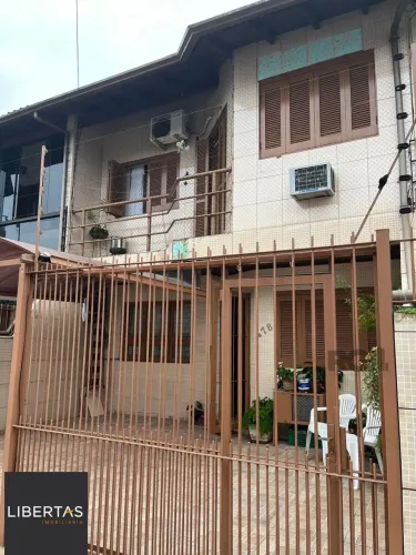 Casa sobrado mobiliado, 2 dormitórios, Bairro Imbuí