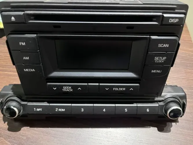 Rádio - Som original Elantra 2017 com moldura