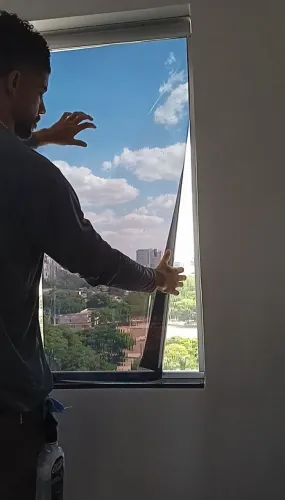 Aplicação de Insulfilm profissional
