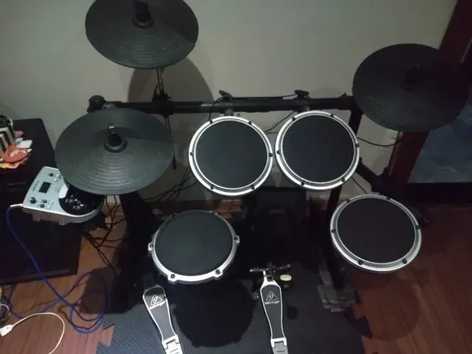Bateria Eletrônica Behringer Xd8usb