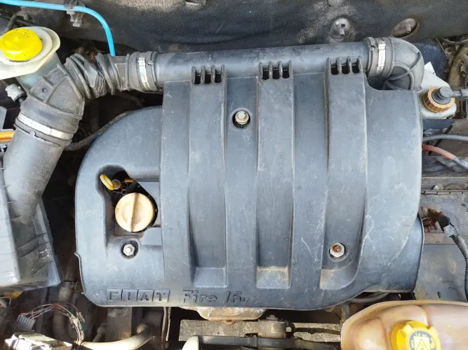 Tampa do motor Fiat Fire 1.0