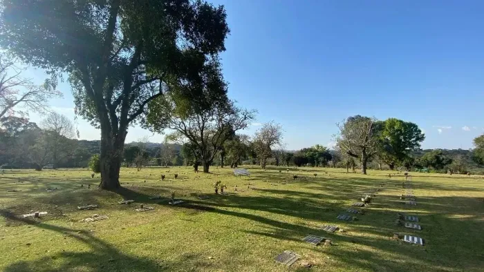 Jazigo Cemitério Parque Iguaçu - Localizacao Nobre