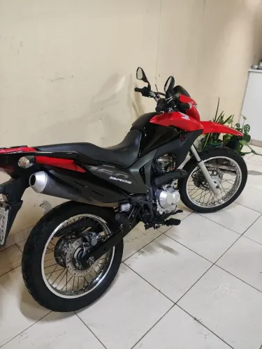 Moto completa e muito conservada