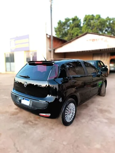 Fiat Punto Attractive 1.4 Fire Flex 8V 5P 2013