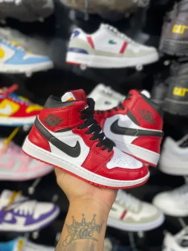 Tênis Jordan 1 Retro High OG