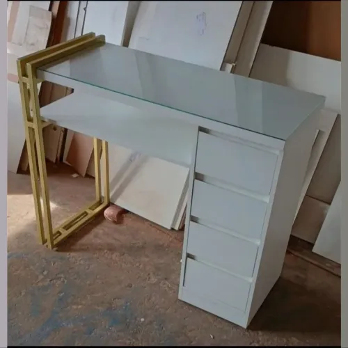 Mesa de manicure industrial( frete e montagem grátis)