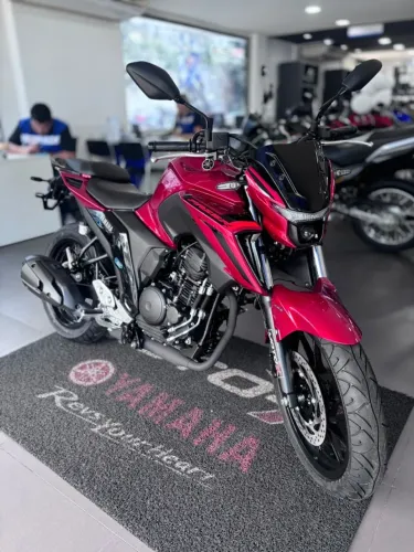 FZ25 CONNECTED 2025 - PRONTA ENTREGA