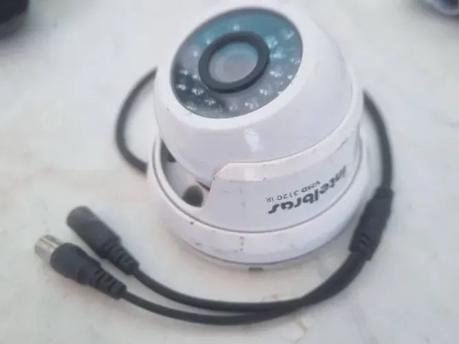 Câmera de segurança Intelbras VHD 3120 IR