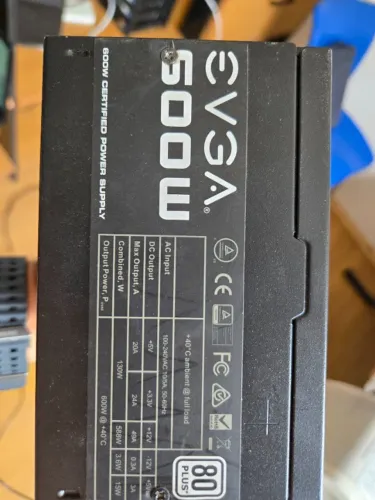 Fonte EVGA 600W