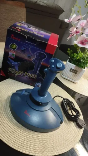 Joystick Genius Flight 2000 3D F-22x R$:150 Reais