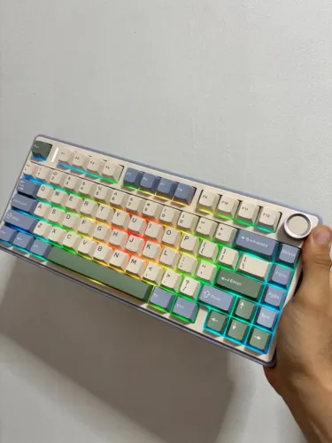 Teclado Aula F75
