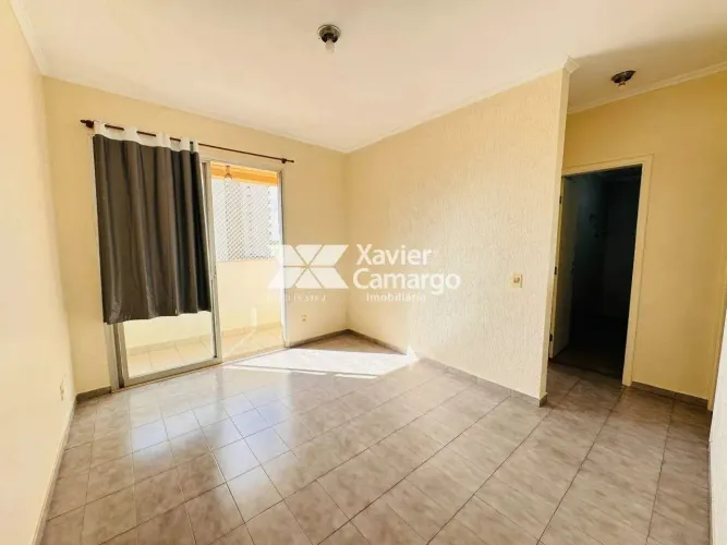 Apartamento á venda com 1 quarto no Centro