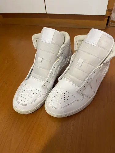 Jordan 1 mid todo branco 