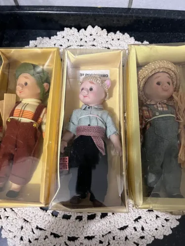 Bonecos Três Porquinhos Colecionáveis