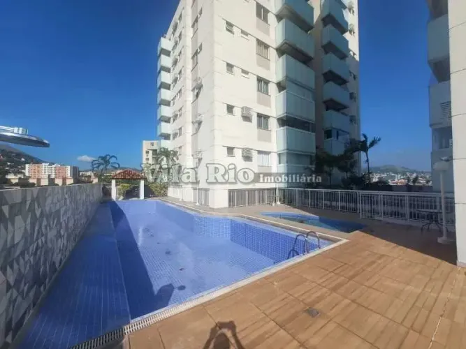Apartamento em Condomínio com estrutura na Intendente Magalhães.