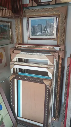Molduras de madeira para quadros - Diversos tamanhos e estilos