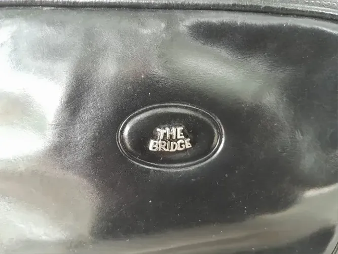 Pochete Em Couro Natural Da Marca Italiana The Bridge