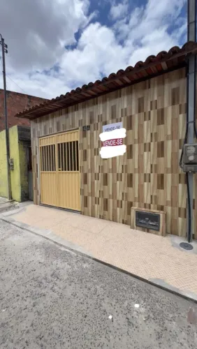 VENDO CASA NO BAIRRO TOMBA