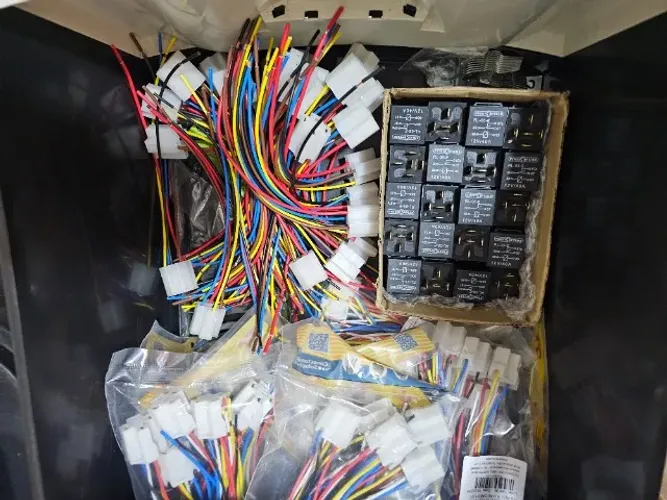 Rele Automotivo 12v 40a 5 pinos + Tomada