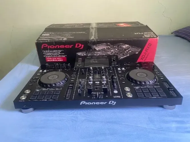Pioneer XDJ RX2