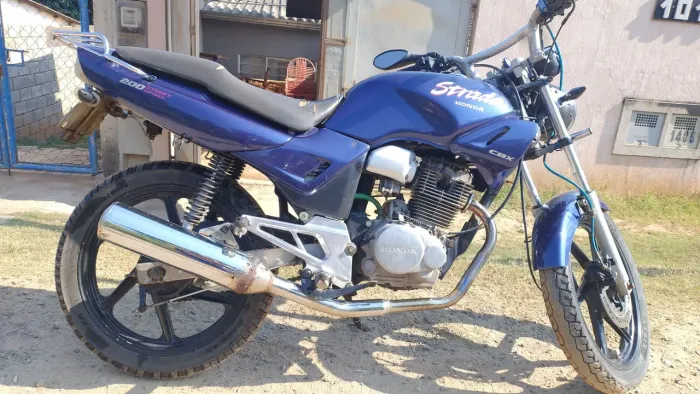 Moto Honda CBX 200