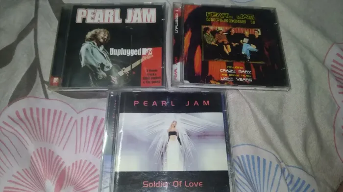 Pearl Jam unplugged I, II e soldier of love com extras coleção de cds